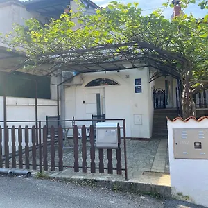 Erhart Apartman